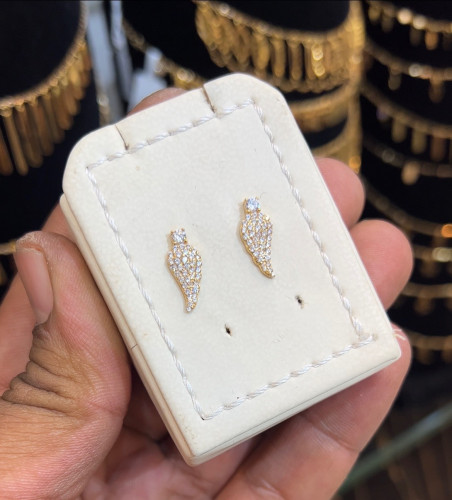 حلق ناعم عيار 18