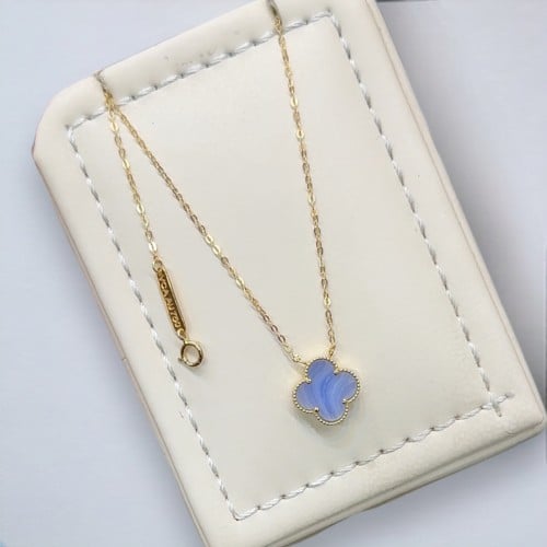 عقد ڤان كليف موڤ 18k