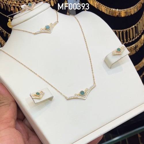 طقم عيار 18k