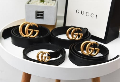 حزام نسائي انيق شامل الملحقات