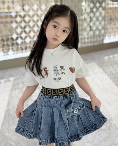 طقم بناتي انيق