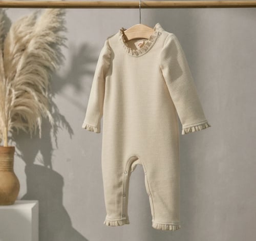 افرول مولود مع تطريز اسم الطفل