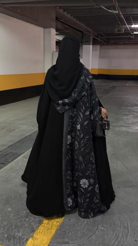 عباية مجدولين