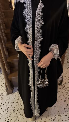 عباية ايليا بألوانها