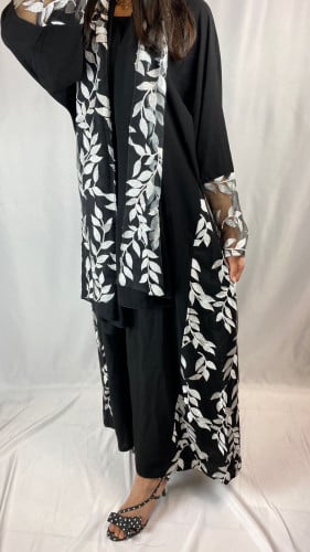 عباية مزهرة
