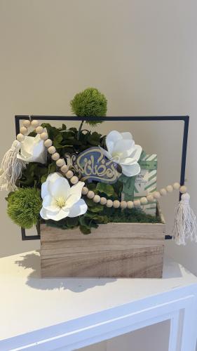 تنسيق رمضاني شوكولاته و ورد صناعي