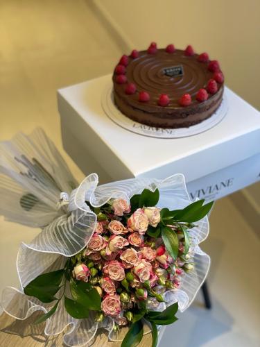 موس شوكولاتة و بيبي روز