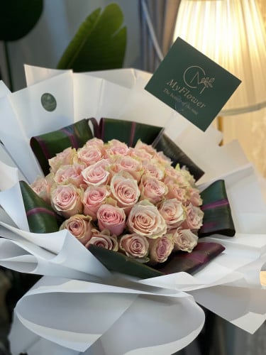 بوكيه 30 ورده جوري