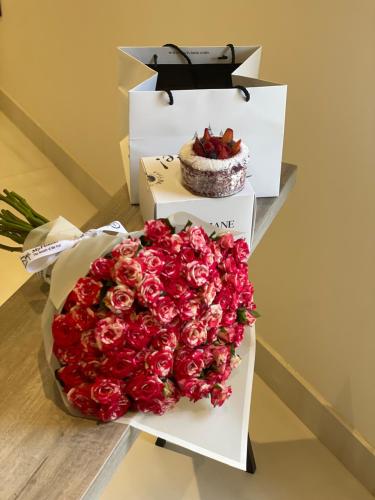 لافيفان ريد فلفيت و بيبي روز