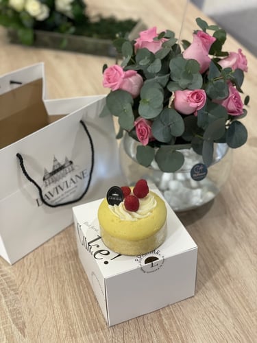 كيك ليمون و فازة سمك