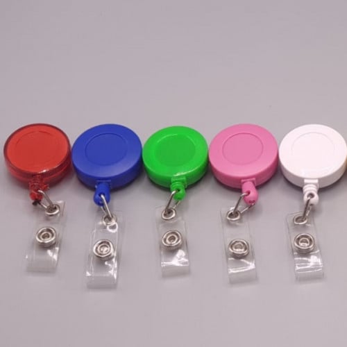 حامل بطاقات ID قابل للسحب