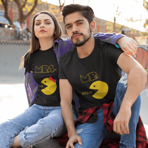 تيشرت إيموجي عيد الحب