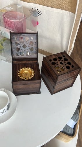 مبخرة خشبية مع امكانية الحفر حسب الطلب