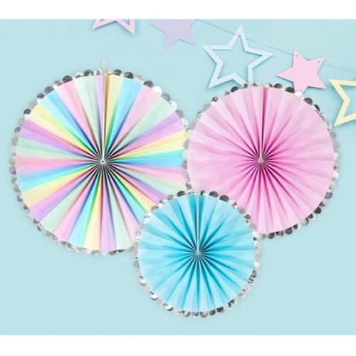 طقم زينة ورقية ملونة بأطراف فضية - شكل مراوح