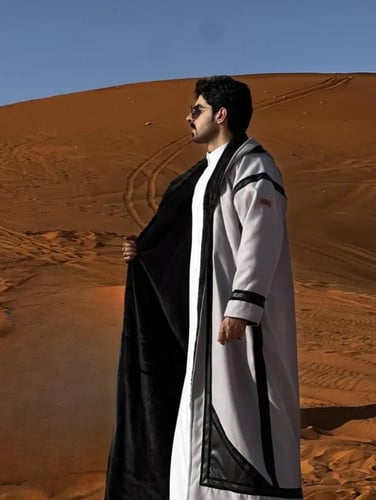 فروه ملكيه جوخ مبطنه في فروه