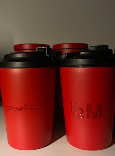 مق هاف مليون الاحمر