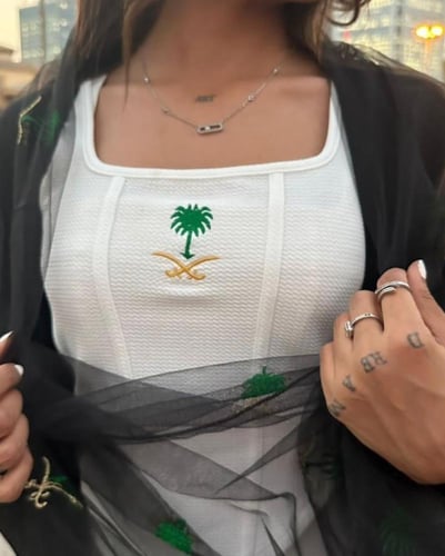 توب اليوم الوطني نسائي سيفين ونخله