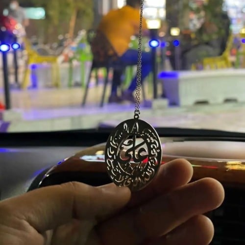 تعليقه سياره بلاسم حسب الطلب