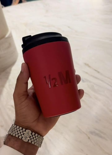 مق هاف مليون الاحمر