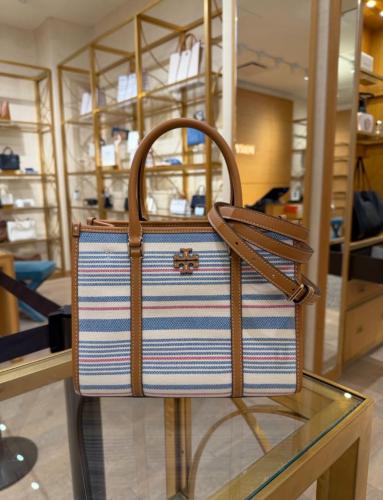 شنطة توري بورش