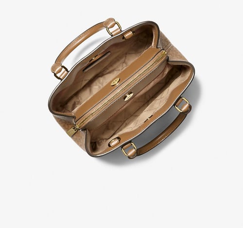 شنطة مايكل كورس