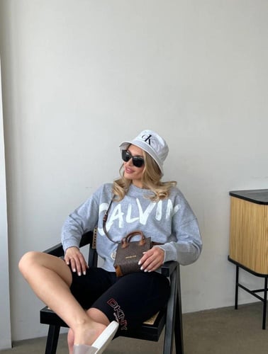 شنطة مايكل كورس تتوفر بالوان