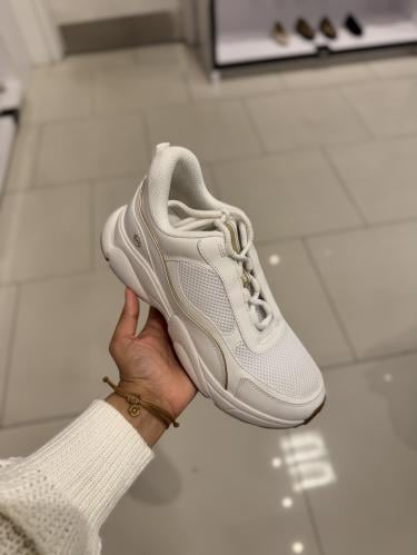 شوز مايكل كورس