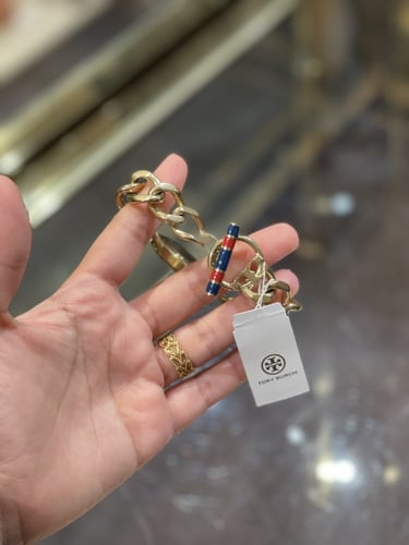 ساعة توري بورش ذهبي