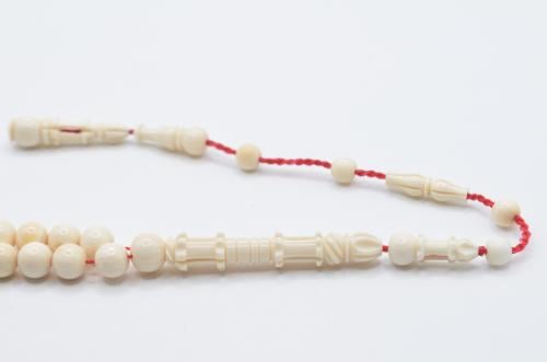 عاج ناب الفيل مميز