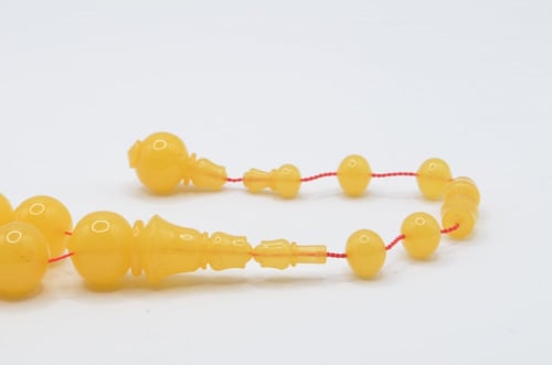 سبحة كهرمان طبيعي حجر واحد خراطه عبدالكريم موسى