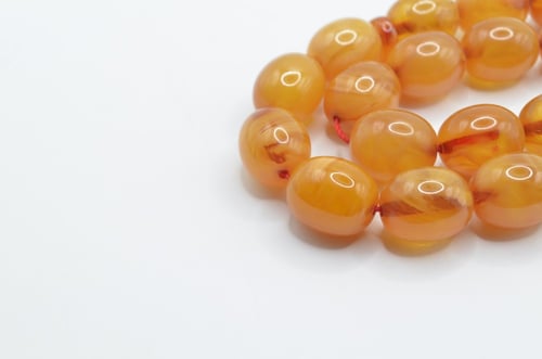 سبحه فاتوران ألماني لون مميز شبيه الكهرمان