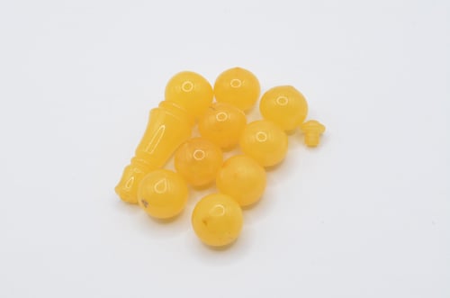 سبحة كهرمان طبيعي حجر واحد خراطه عبدالكريم موسى