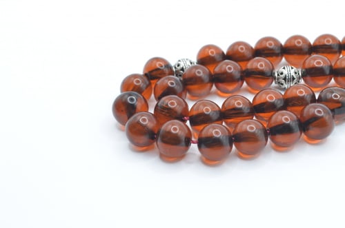 سبحه فاتوران ألماني لون بني شفاف حمل يومي