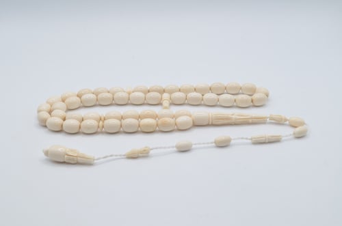 سبحه عاج ناب الفيل مع شاهد منقوش قصه بيض الحمام جم...