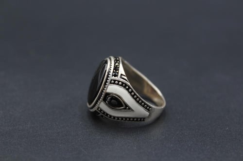 عقيق يماني اسود مقاس 7 انجليزي _ 15 عربي