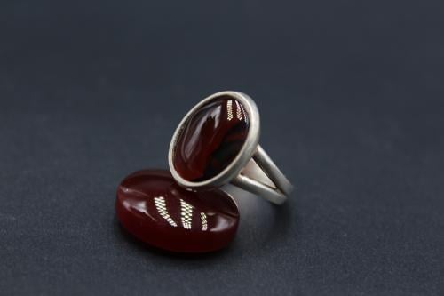 عقيق يماني حجم صغير مقاس 6.75 انجليزي _ 14.5 عربي