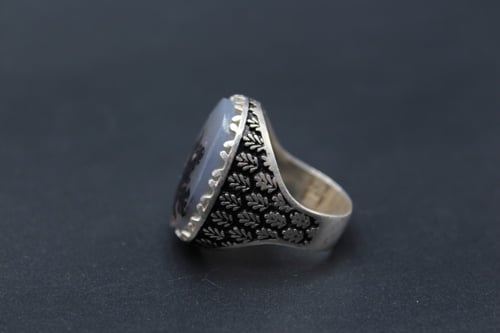 خاتم عقيق يماني مشجر مقاس 10 انجليزي _ 23 عربي