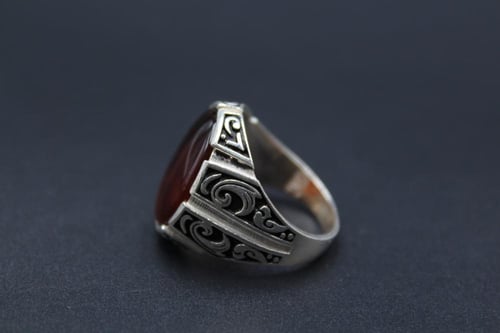 عقيق يماني مقاس 9 انجليزي _ 20 عربي