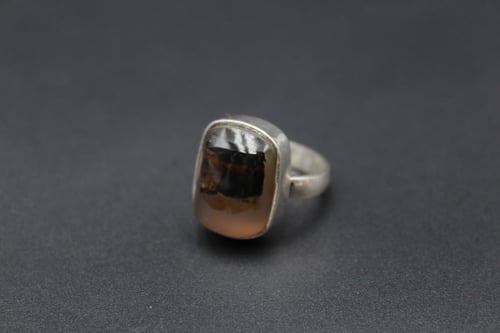 خاتم عقيق يماني مصور مقاس 6.5 انجليزي _ 13.5 عربي