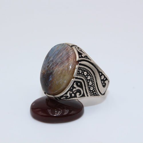 خاتم عقيق يماني مساميري مقاس 9 انجليزي_ 20عربي