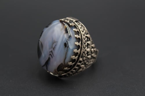 خاتم عقيق يماني مميز مقاس 11.25 انجليزي _ 26 عربي