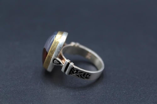 عقيق يماني مزهر مقاس 7 انجليزي _ 15 عربيي