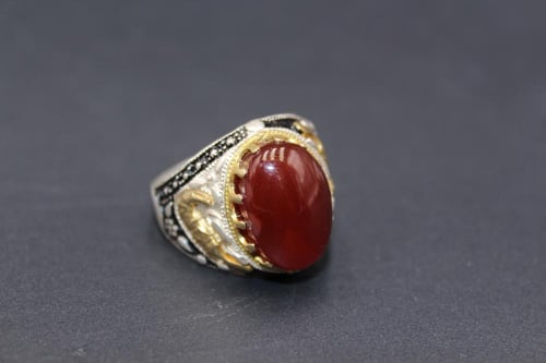 عقيق يماني كبدي مقاس 10.5 انجليزي _ 24 عربي