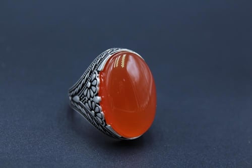 عقيق يماني عسلي مقاس 10 انجليزي _ 22.5 عربي