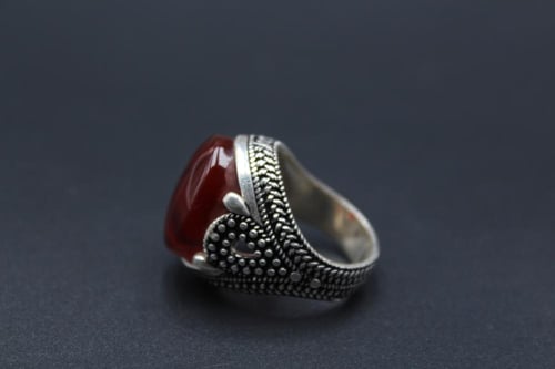 عقيق يماني كبدي مقاس 8.25 انجليزي _ 18.5 عربي