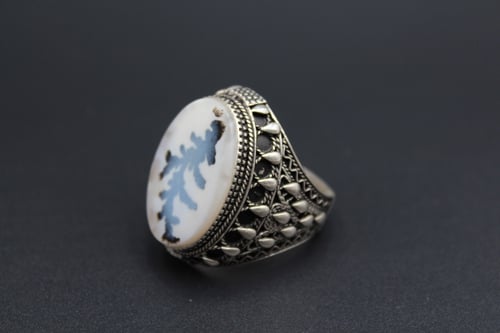 خاتم عقيق يماني مشجر مقاس 10.75 انجليزي _ 24.5 عرب...