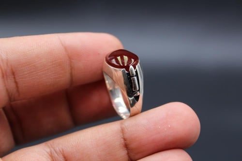 عقيق يماني كبدي حجم صغير مقاس 6.75 انجليزي _ 14 عر...