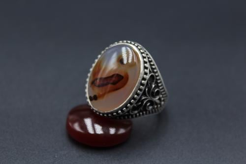 عقيق يماني مصور مقاس 10.75 انجليزي _ 24 عرببي