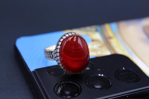 عقيق يماني كبدي مقاس 10.5 انجليزي _ 24 عربي