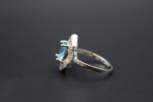 خاتم توباز سويسري مقاس 8 انجليزي _ 18 عربي